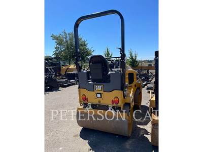 2020 Caterpillar CB24B Tandem Vibratory Roller Compactor For Sale, 35 ...
