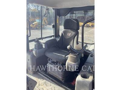 Caterpillar D6K XL Dozer