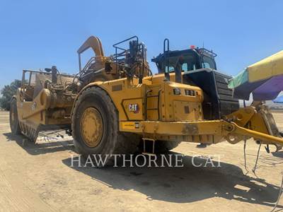 Caterpillar 657 Scraper