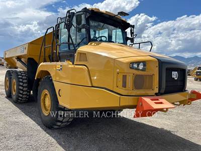 Caterpillar 725 Articulated Truck
