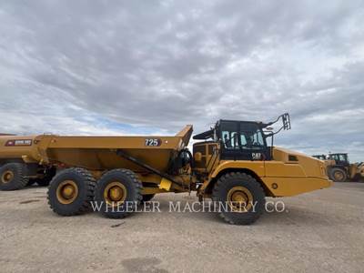Caterpillar 725 Articulated Truck