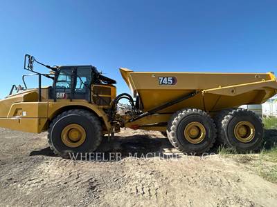 Caterpillar 745 Articulated Truck