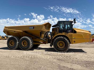 Caterpillar 745 Articulated Truck