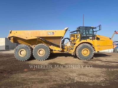 Caterpillar 745 Articulated Truck