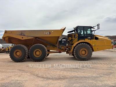 Caterpillar 745 Articulated Truck