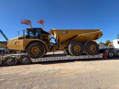 Caterpillar 745 Articulated Truck