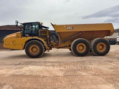 Caterpillar 745 Articulated Truck