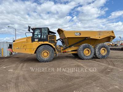 Caterpillar 745 Articulated Truck