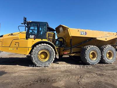 Caterpillar 745 Articulated Truck