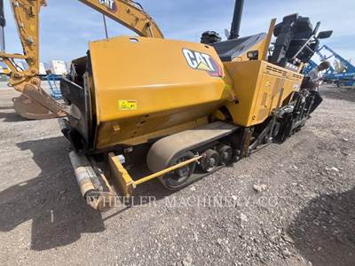 Caterpillar AP-1055 Asphalt Paver