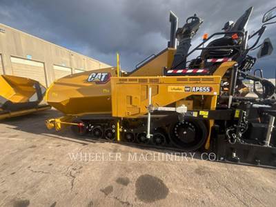 Caterpillar AP-655 Asphalt Paver