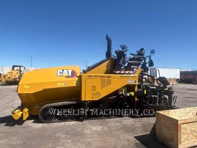 Caterpillar AP-655 Asphalt Paver
