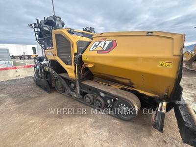 Caterpillar AP555 Asphalt Paver