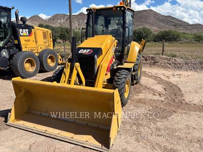 Caterpillar 430 TH Backhoe