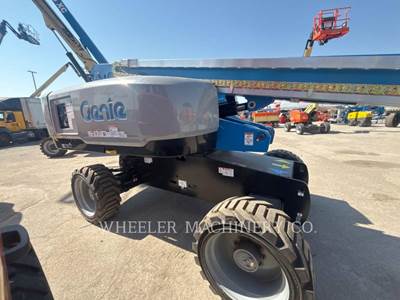 Genie S-65XC Boom Lift
