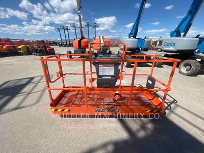 JLG 460SJ Boom Lift