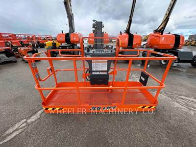 JLG 660SJ Boom Lift