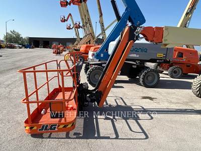JLG 660SJ SP Boom Lift