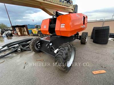 JLG 860SJ Boom Lift