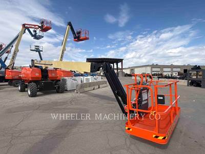 JLG 860SJ Boom Lift