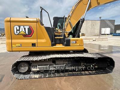 Caterpillar 320 Excavator