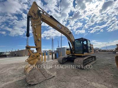 Caterpillar 320 Excavator
