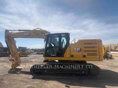 Caterpillar 320 Excavator