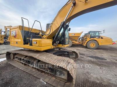 Caterpillar 320 Excavator