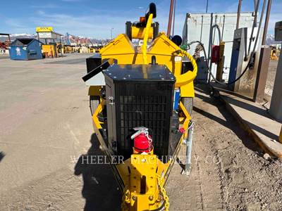 Etnyre ECS250 Material Transfer Vehicle