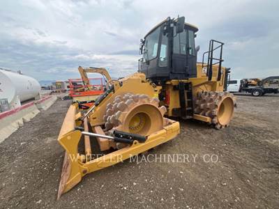 Caterpillar 815 Soil Compactor