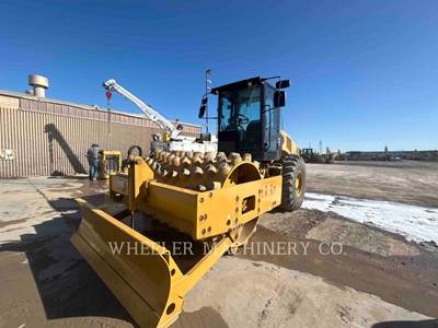 Caterpillar CP12 Padfoot Roller Compactor
