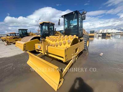 Caterpillar CP12 Padfoot Roller Compactor