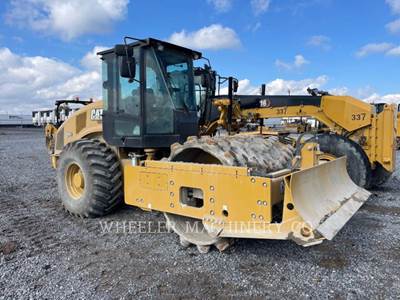 Caterpillar CP12 Padfoot Roller Compactor