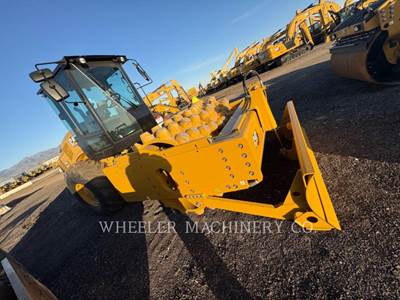 Caterpillar CP16 Padfoot Roller Compactor