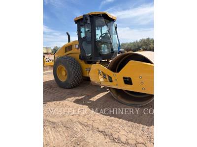 Caterpillar CP7 Padfoot Roller Compactor