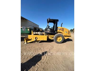 Caterpillar CP7 Padfoot Roller Compactor
