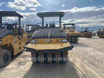 Caterpillar CW16 Pneumatic Tired Roller