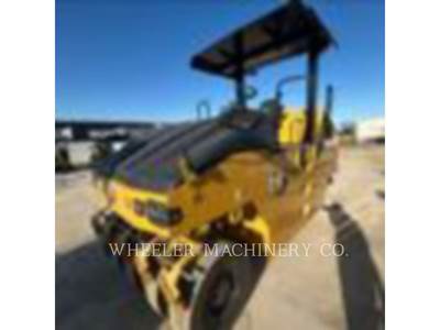 Caterpillar CW16 Pneumatic Tired Roller