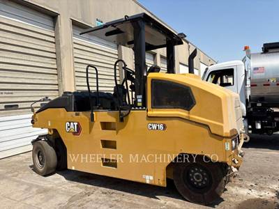 Caterpillar CW16 Pneumatic Tired Roller