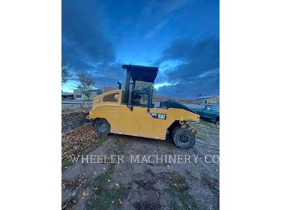 Caterpillar CW16 Pneumatic Tired Roller
