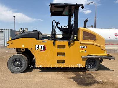 Caterpillar CW16 Pneumatic Tired Roller