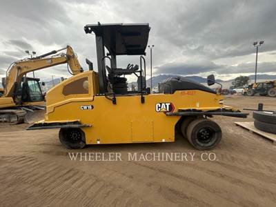 Caterpillar CW16 Pneumatic Tired Roller