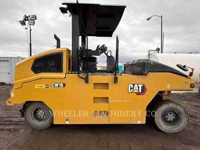 Caterpillar CW16 Pneumatic Tired Roller