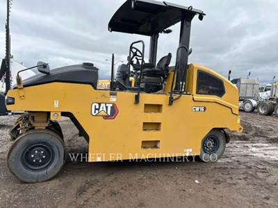 Caterpillar CW16 Pneumatic Tired Roller