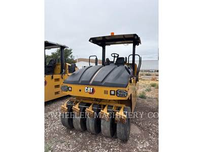 Caterpillar CW16 Pneumatic Tired Roller