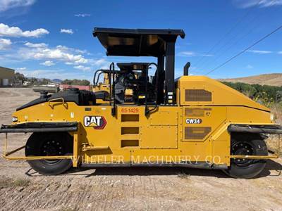 Caterpillar CW34 Pneumatic Tired Roller