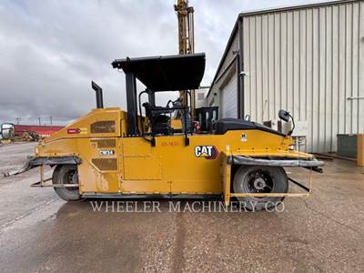 Caterpillar CW34 Pneumatic Tired Roller