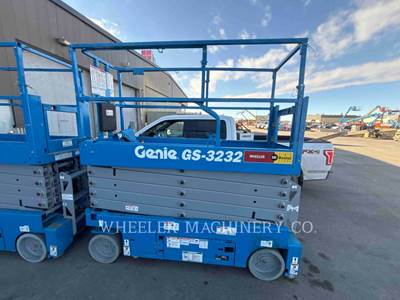 Genie GS-3232 Scissor Lift