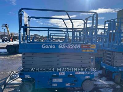 Genie GS-3246 Scissor Lift