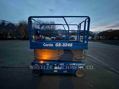 Genie GS-3246 Scissor Lift